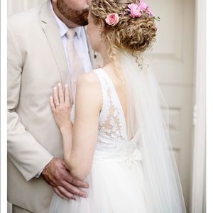 Elegant Ivory Bridal Veil